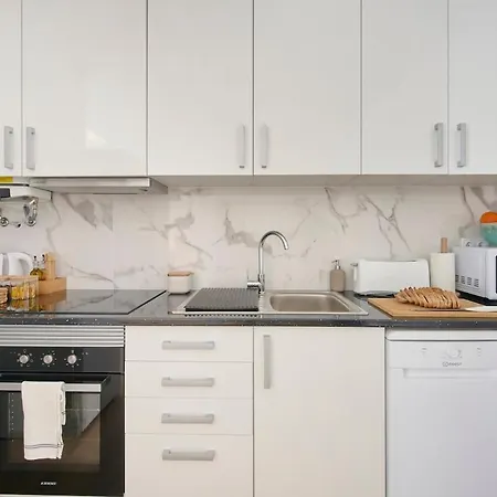 Apartman Beachside Group Paradise Apts, By Timecooler