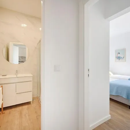 Apartman Beachside Group Paradise Apts, By Timecooler