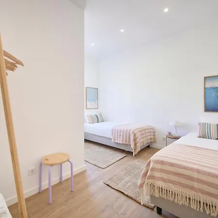 Apartment Beachside Group Paradise Apts, By Timecooler