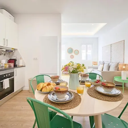 Apartment Beachside Group Paradise Apts, By Timecooler