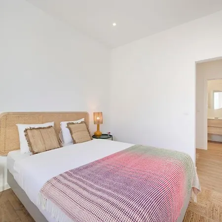 Apartment Beachside Group Paradise Apts, By Timecooler Costa da Caparica