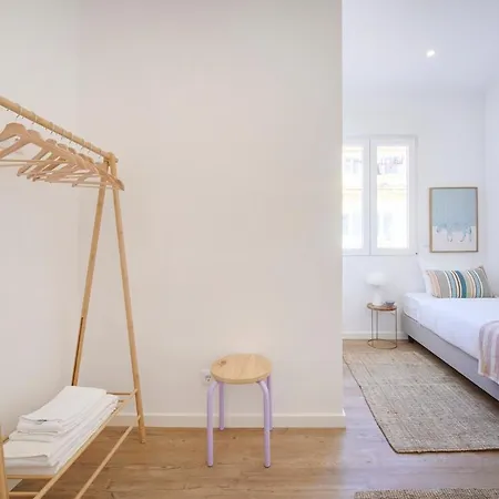 Beachside Group Paradise Apts, By Timecooler Apartment *