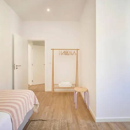 Beachside Group Paradise Apts, By Timecooler Apartmán