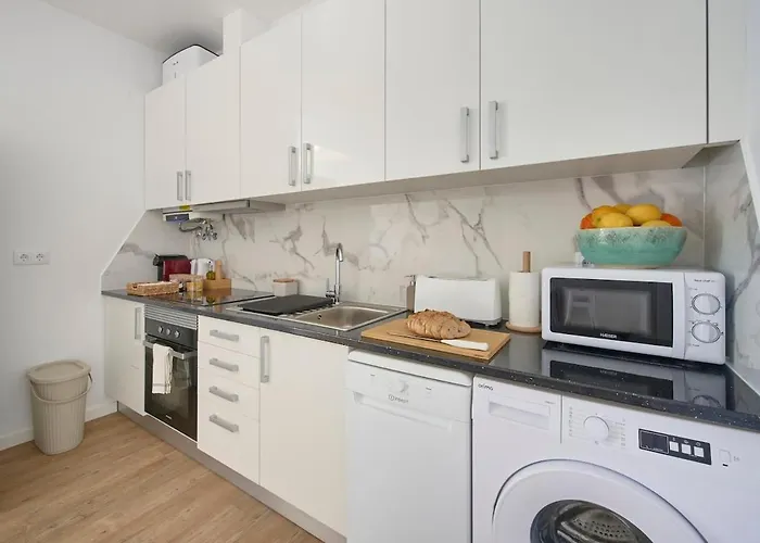 Beachside Group Paradise Apts, By Timecooler Διαμέρισμα *