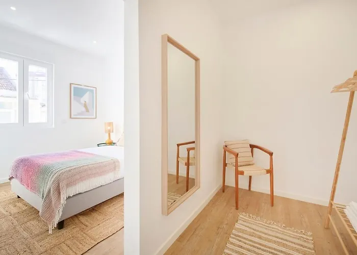 Beachside Group Paradise Apts, By Timecooler Costa de Caparica